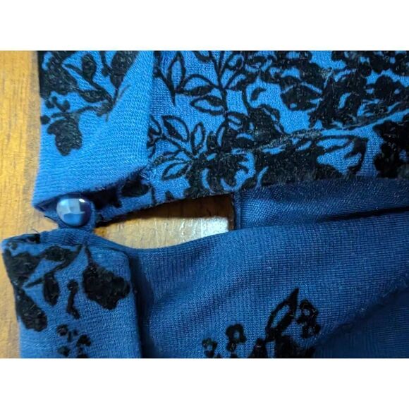 LC Lauren Conrad Navy/Black Velvet Floral Dress Women's Size 8 - Picture 5 of 7